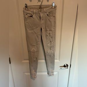 AMERICAN EAGLE Women’s super stretch jeans!!